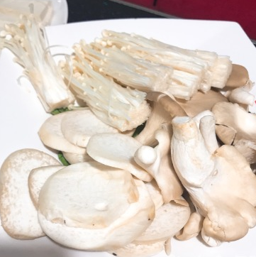 鸭掌门火锅店