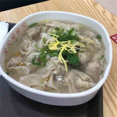 范聪明脆皮馄饨